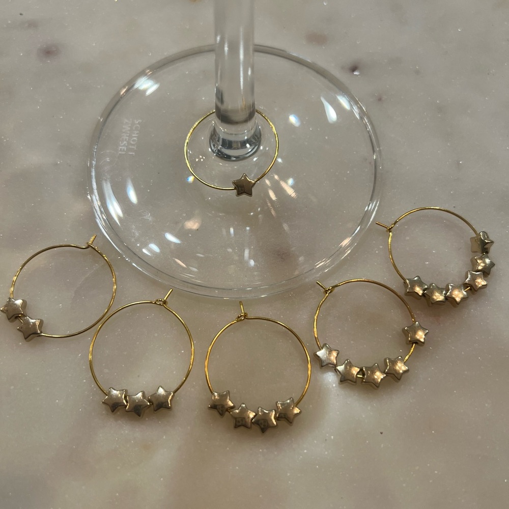 Gold star wine glass charms